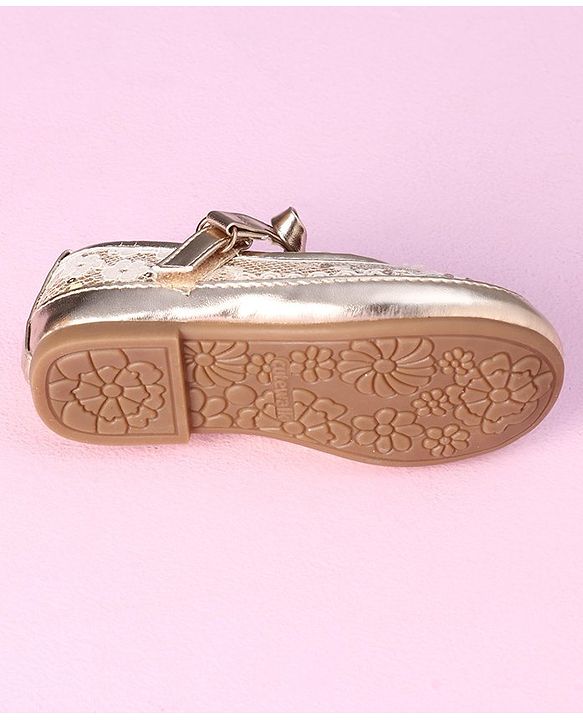 Cute Walk by Babyhug Sandals with Floral Applique - Gold