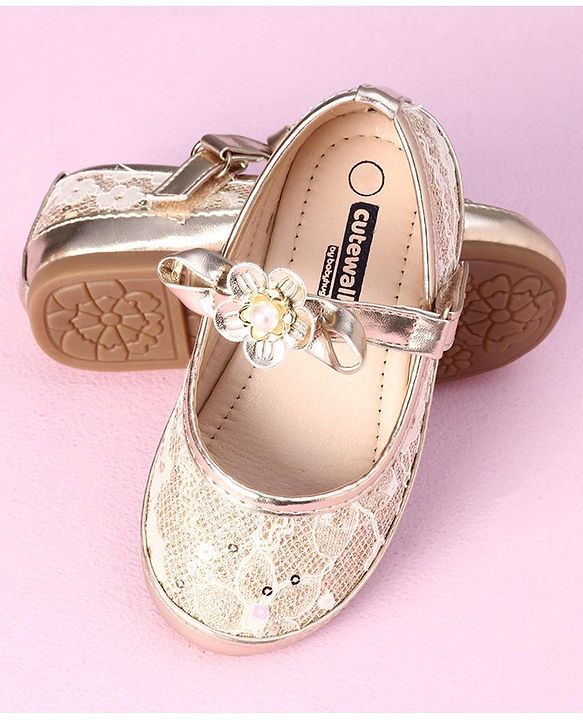 Cute Walk by Babyhug Sandals with Floral Applique - Gold