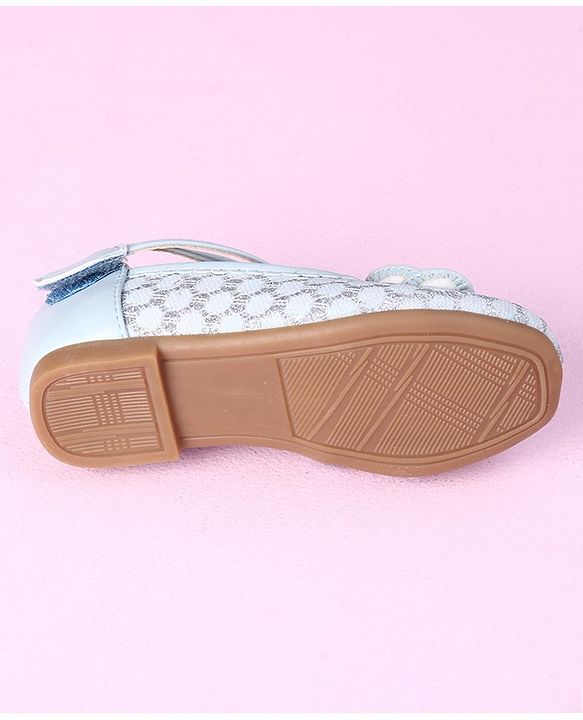 Cute Walk by Babyhug Sandals Bow Applique - Blue