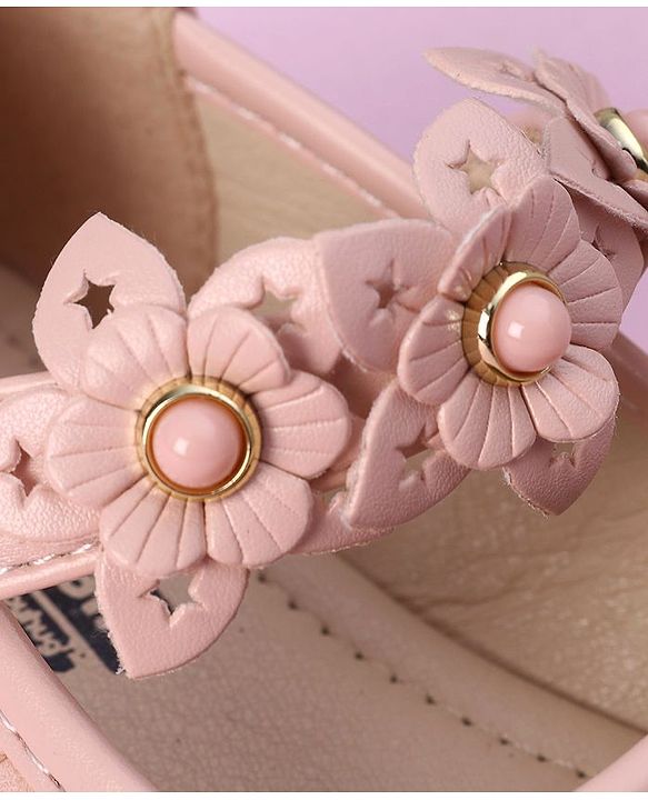 Cute Walk by Babyhug Sandals Flower Applique- Pink