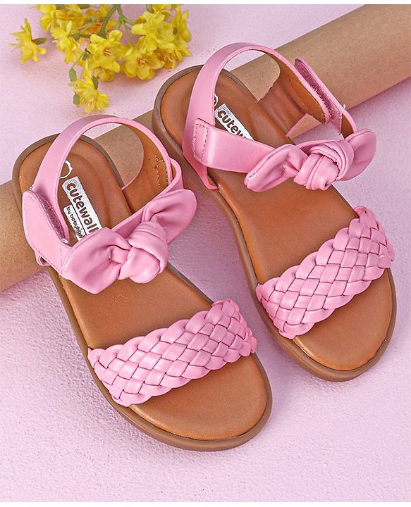 Cute Walk by Babyhug Sandals Bow Applique- Red