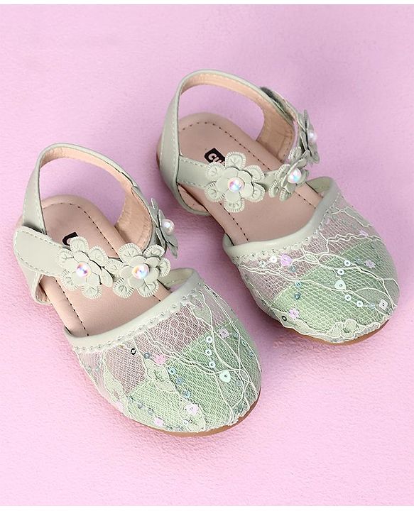 Cute Walk by Babyhug Sandals Flower Applique- Green