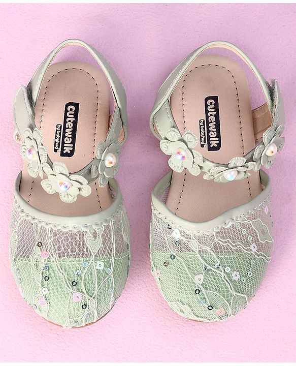 Cute Walk by Babyhug Sandals Flower Applique- Green