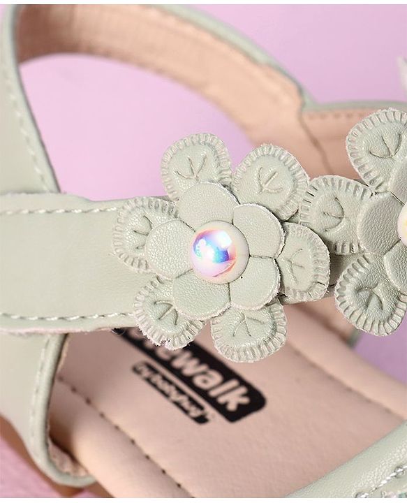 Cute Walk by Babyhug Sandals Flower Applique- Green