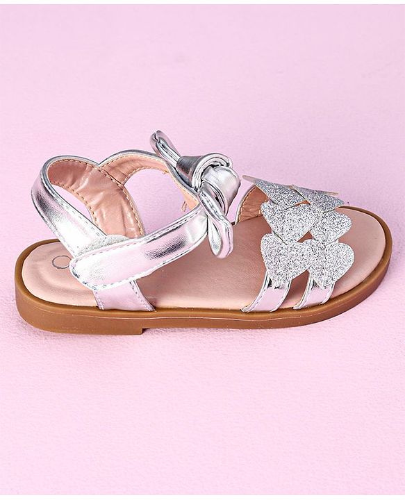 Cute Walk by Babyhug Sandals Glittered Heart Applique - Silver