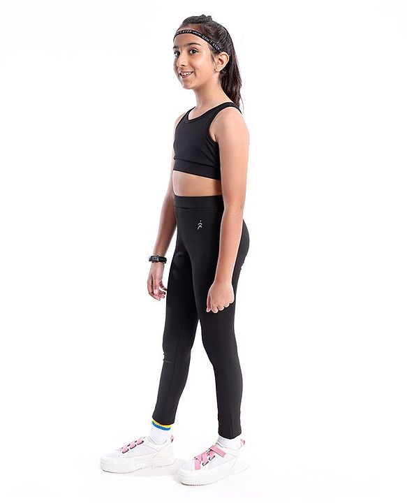 Pine Active Sleeveless Solid High Stretch Sports Bra & Leggings - Black