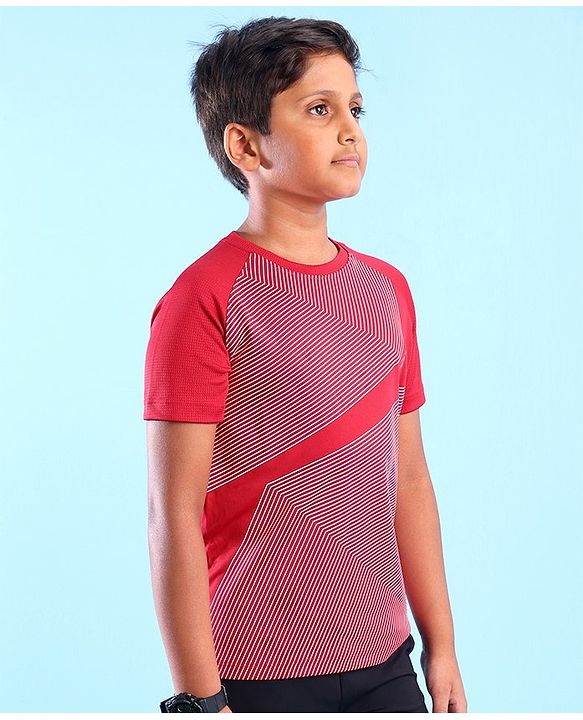 Pine Active Skin Friendly Knitted Half Sleeves Sportswear T-Shirt Lines Print - Red