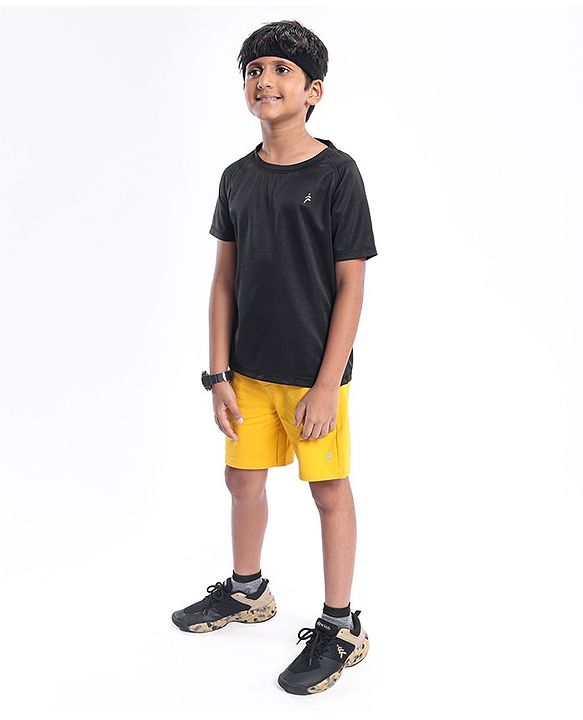 Pine Active Skin Friendly & Breathable Sportswear Half Sleeves Solid T-shirt - Black
