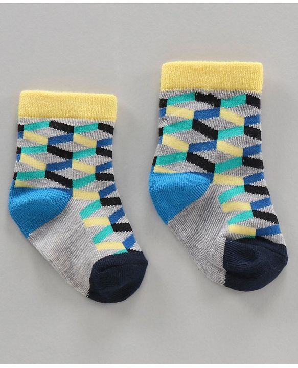 Cutewalk by Babyhug Ankle Length Anti-bacterial Cotton Blend Knit Socks Design Pack of 3 - Multicolour