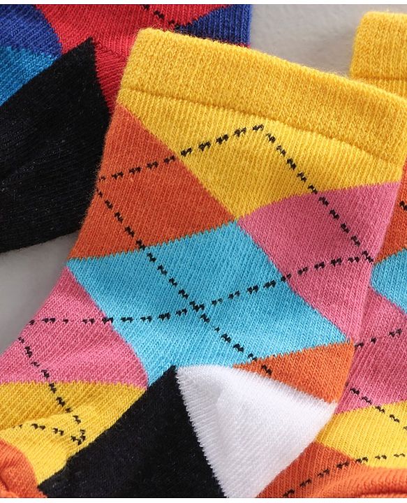 Cutewalk by Babyhug Ankle Length Anti-bacterial Cotton Blend Knit Socks Design Pack of 3 - Multicolour