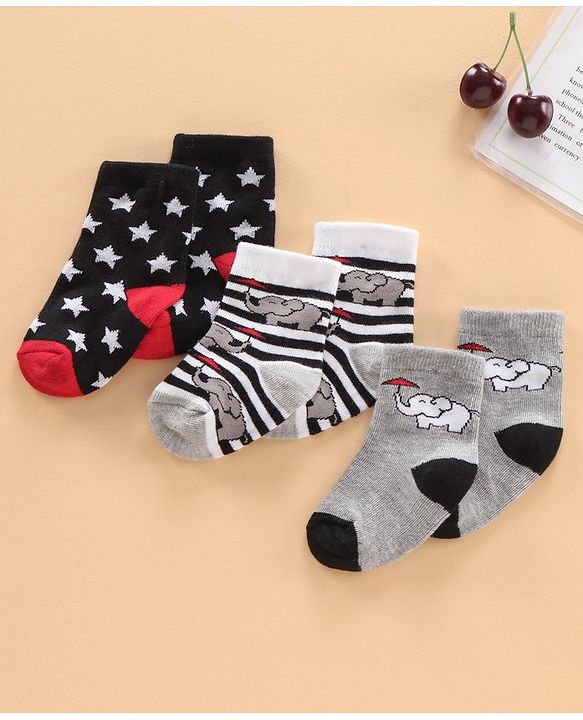 Cutewalk by Babyhug Ankle Length Anti-bacterial Cotton Blend Knit Socks Design Pack of 3 - Multicolour