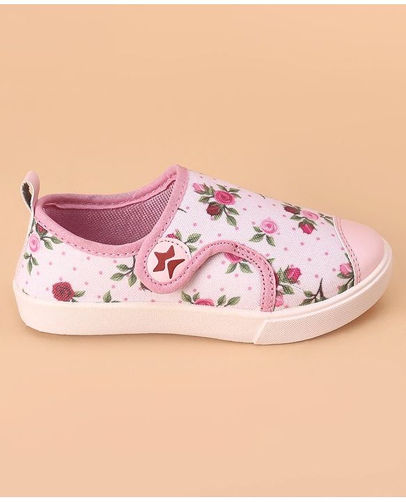 Cute Walk by Babyhug Casual Shoes Floral Print - Light Pink