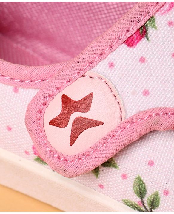 Cute Walk by Babyhug Casual Shoes Floral Print - Light Pink