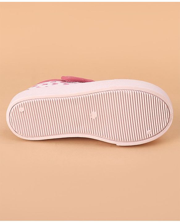 Cute Walk by Babyhug Casual Shoes With Velcro Closure Heart Print - Light Pink (Logo Colour May Vary)