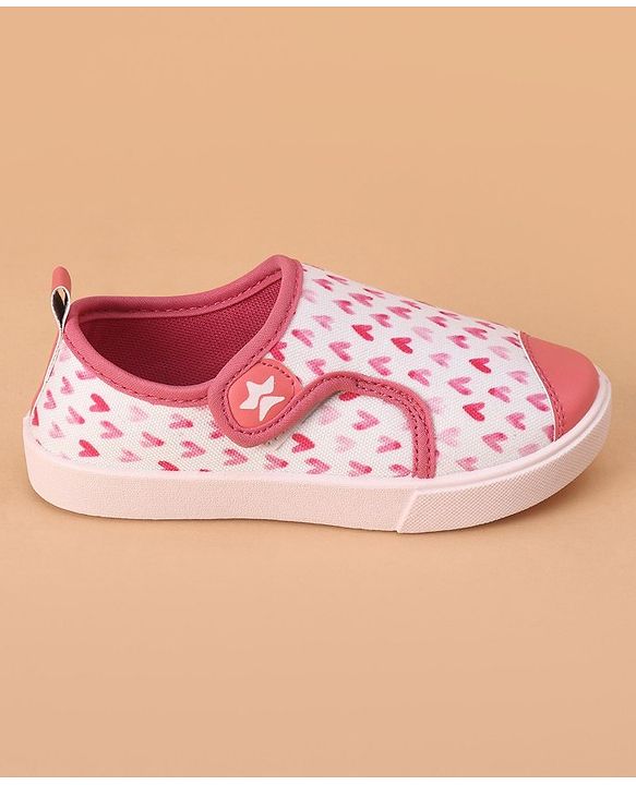 Cute Walk by Babyhug Casual Shoes With Velcro Closure Heart Print - Light Pink (Logo Colour May Vary)