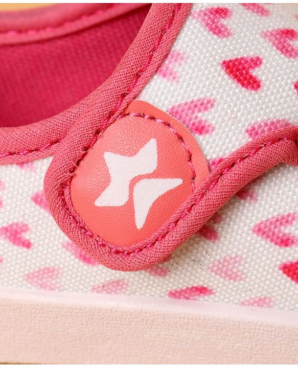 Cute Walk by Babyhug Casual Shoes With Velcro Closure Heart Print - Light Pink (Logo Colour May Vary)
