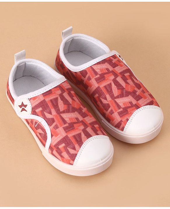 Cute Walk by Babyhug Casual Shoes With Velcro Closure - Red White