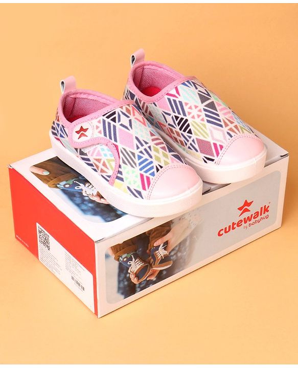 Cute Walk by Babyhug Casual Shoes With Velcro Closure Geometric Print - Light Pink