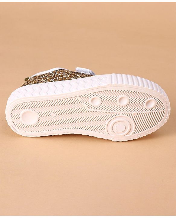 Cute Walk by Babyhug Casual Shoes with Text Print - Gold