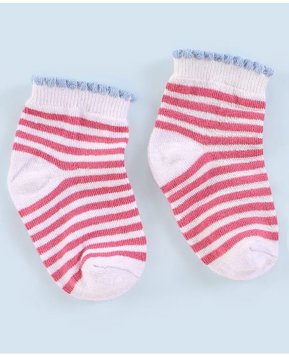 Cutewalk By Babyhug Anti Bacterial Ankle Length Non Terry Socks Floral Design Pack of 3- Pink