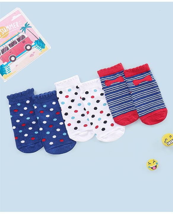 Cutewalk By Babyhug Anti Bacterial Ankle Length Non Terry Socks Pokla dot Design Pack of 3- Blue