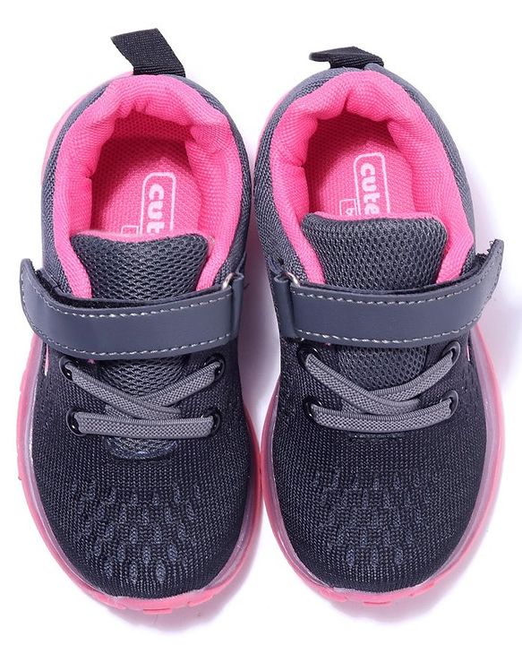 Cute Walk by Babyhug Velcro Closure Sneakers- Black Orange