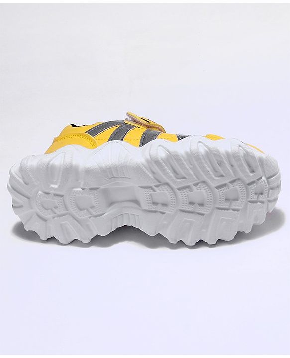 Cute Walk by Babyhug Shoes With Velcro Closure - Yellow