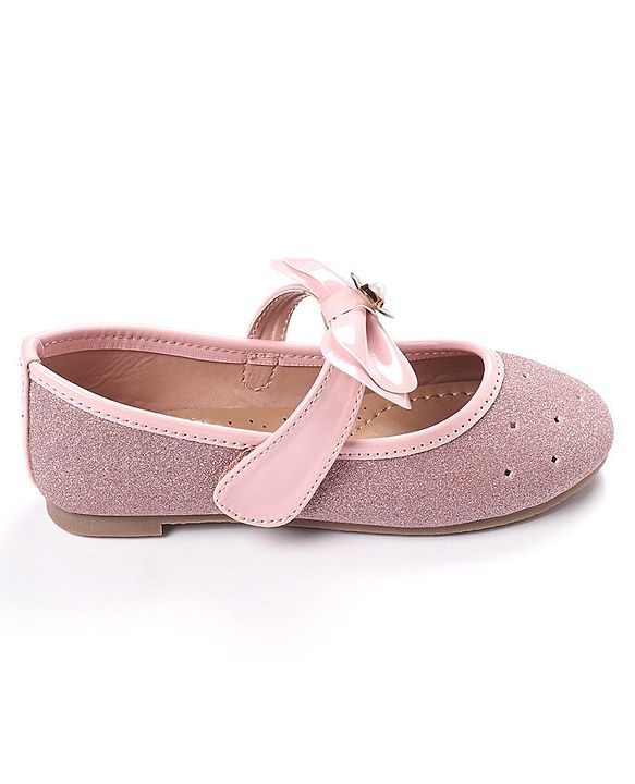 Cute Walk by Babyhug Bellies With Velcro Closure And Bow Applique - Pink