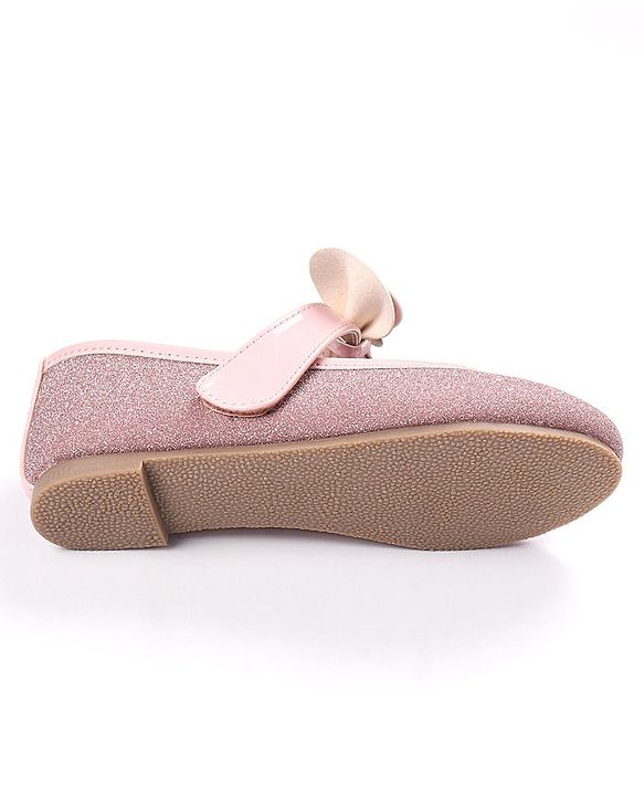 Cute Walk by Babyhug Bellies With Velcro Closure And Bow Applique - Pink