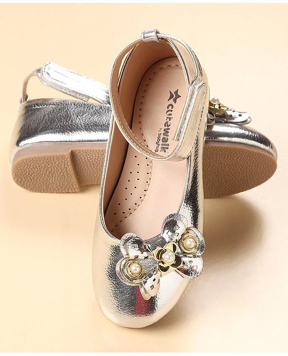 Cute Walk by Babyhug Velcro Closure Party Wear Bellies Bow Applique - Silver