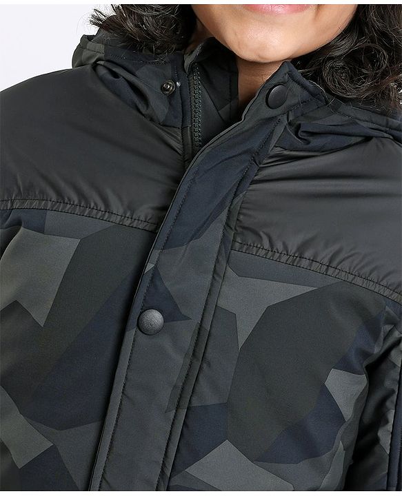Pine Kids Full Sleeves Camouflage Printed Winter Wear Padded Jacket With Hoodie - Multicolour