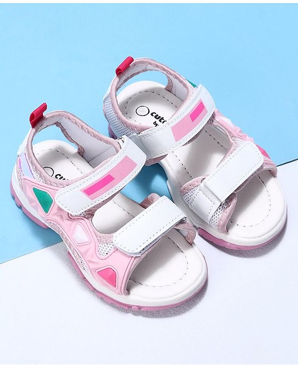 Cute Walk by Babyhug Velcro Sandals - White
