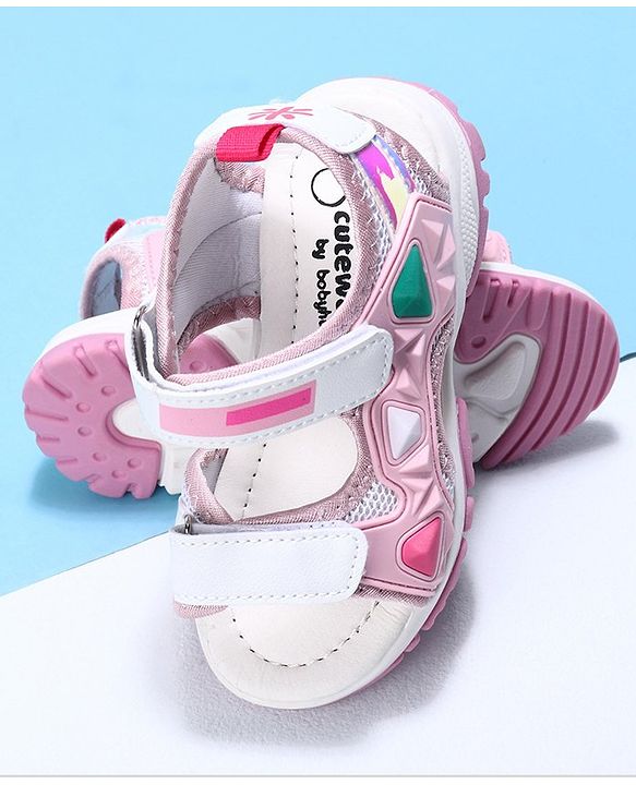 Cute Walk by Babyhug Velcro Sandals - White