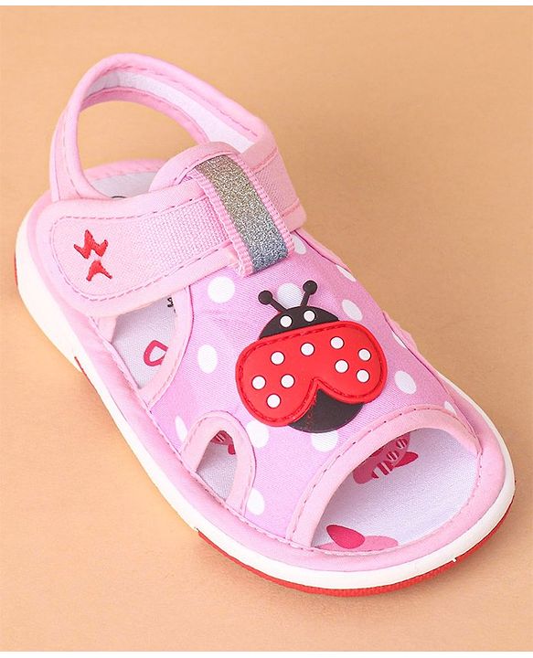 Cute Walk by Babyhug Velcro Closure Sandals Bee Patch - Pink