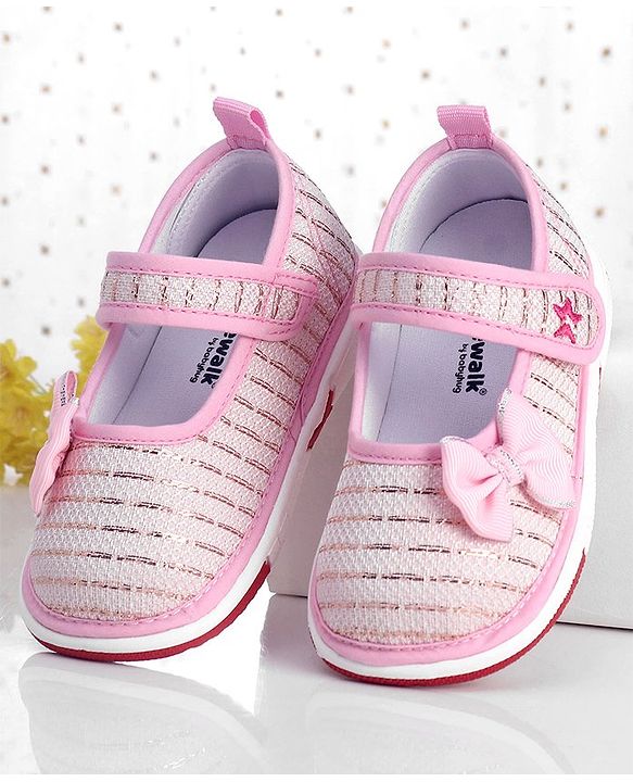 Cute Walk by Babyhug Embellished Casual Shoes With Velcro Closure Bow Applique- Pink