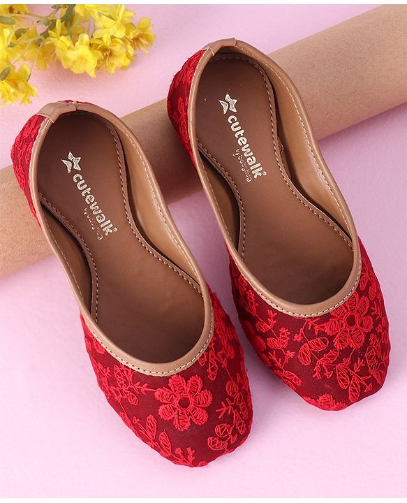 Cute Walk by Babyhug Slip On Embroidered Mojaris - Red