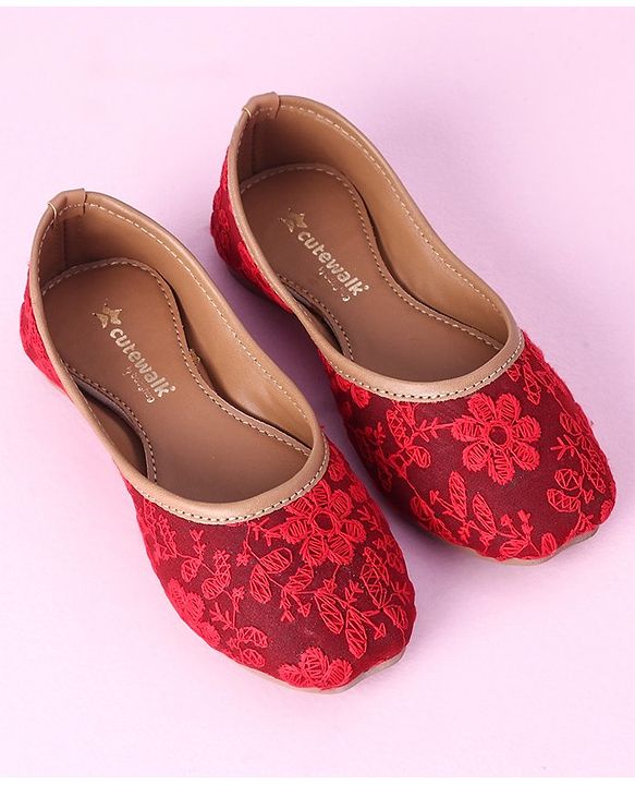 Cute Walk by Babyhug Slip On Embroidered Mojaris - Red