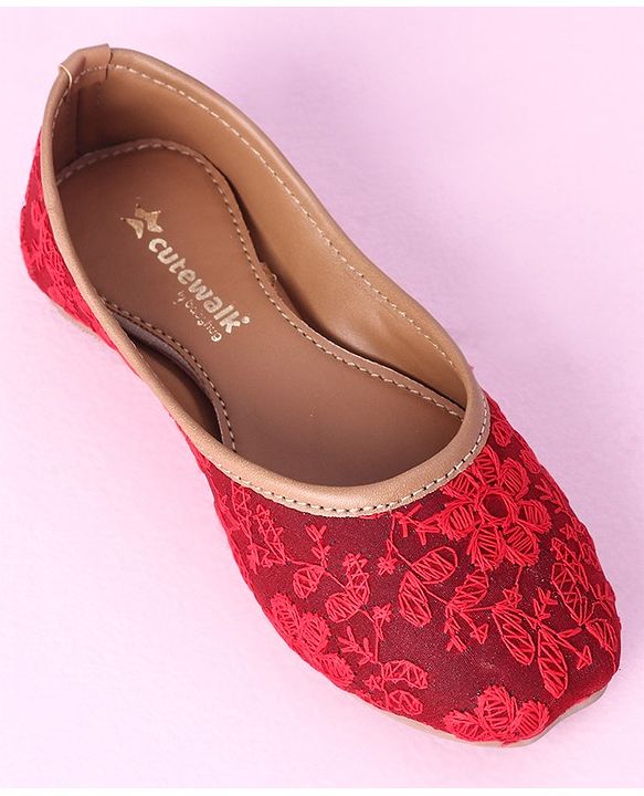 Cute Walk by Babyhug Slip On Embroidered Mojaris - Red