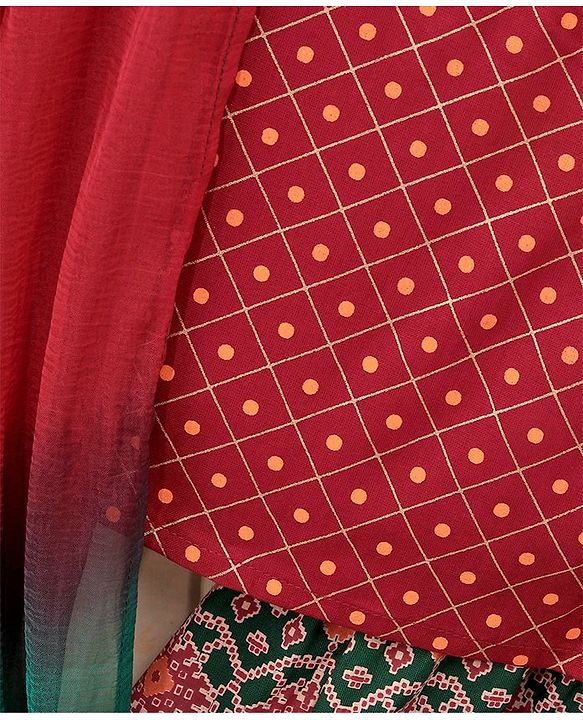 Babyhug Sleeveless Lehenga Choli and Dupatta Set Jaipuri Print - Red & Green