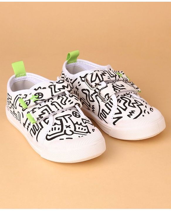 Cute Walk by Babyhug Casual Shoes With Velcro Closure - White