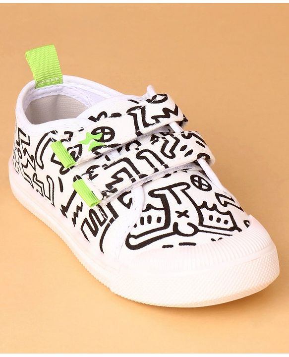 Cute Walk by Babyhug Casual Shoes With Velcro Closure - White