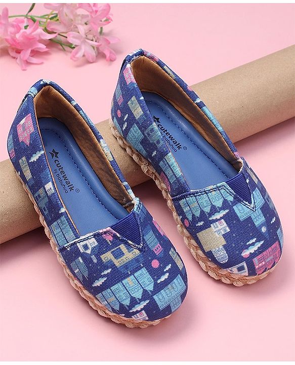 Cute Walk by Babyhug Ethnic Wear Mojaris City Print - Blue