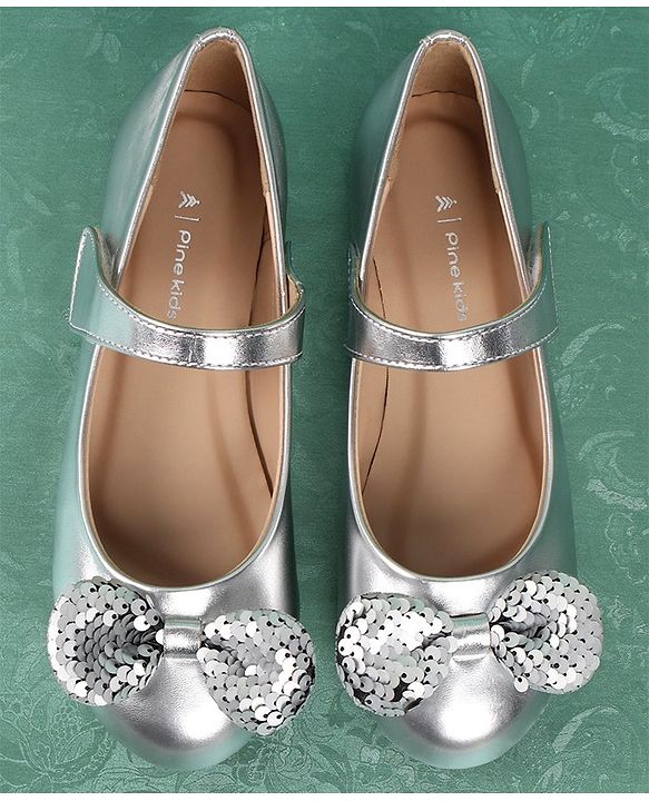 Pine Kids Bellies With Velcro Closure & Bow Applique - Silver