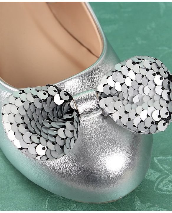 Pine Kids Bellies With Velcro Closure & Bow Applique - Silver