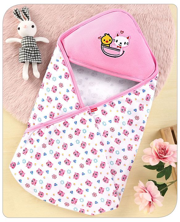 Babyhug 100% Cotton Hooded  Wrapper Car Print - Red & White