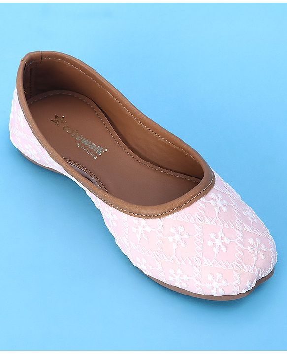 Cute Walk by Babyhug Slip On Embroidered Mojaris - Light Pink