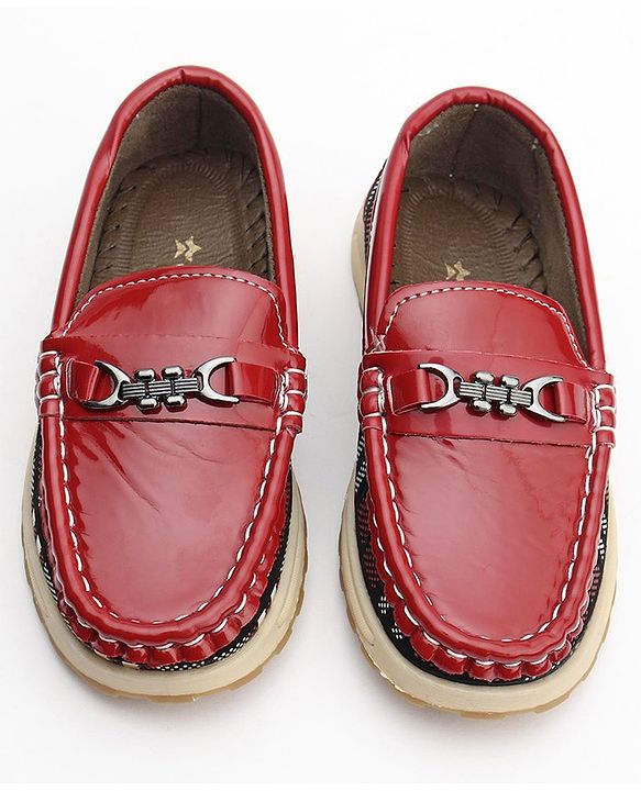 Cute Walk by Babyhug Slip On Checks Formal Shoes with Chain Link - Red