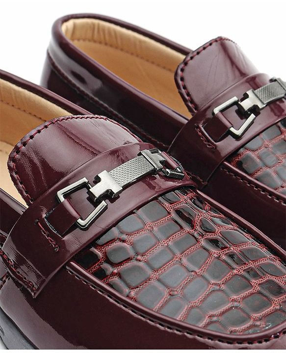 Cute Walk by Babyhug Formal Shoes - Red