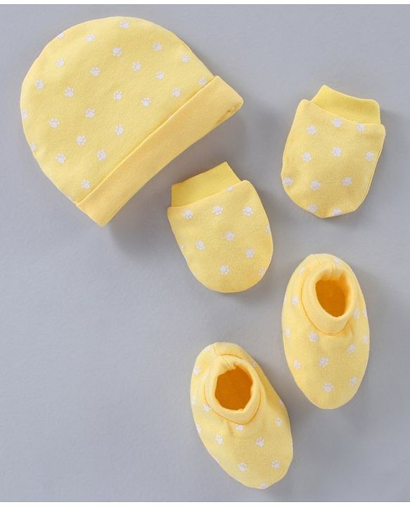 Babyhug 100% Cotton Cap Mittens & Booties Paw Print Yellow - Circumference 38 cm