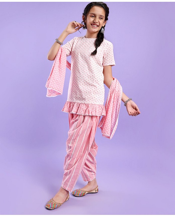 Pine Kids Half Sleeves Kurti And Churidar Set with Jaipuri Print - Pink